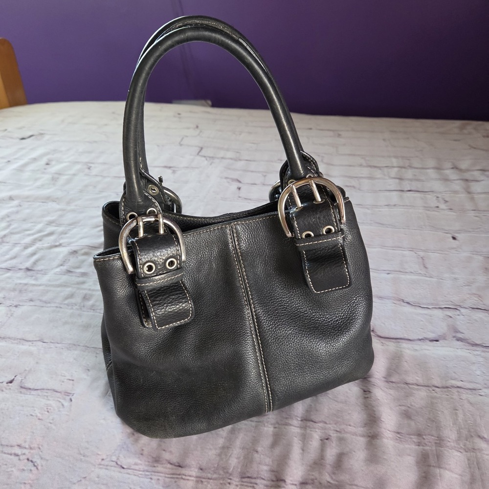 Vintage Tignanello Black Soft Pebble Leather Purse Handbag Buckle Classic